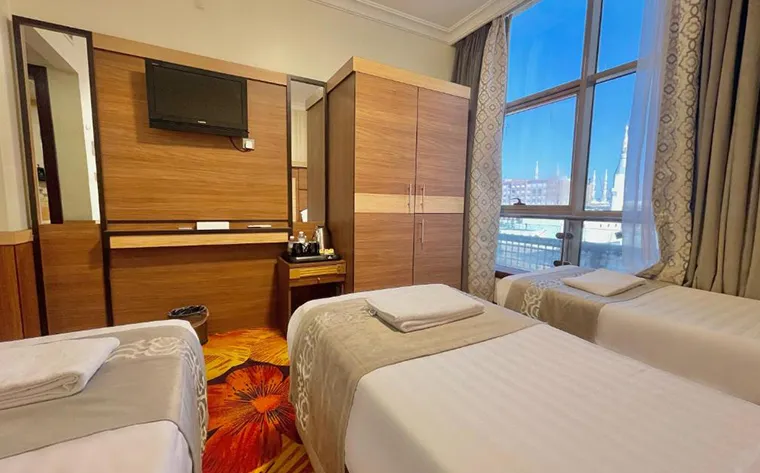 Al Mokhtara Diamond (2)